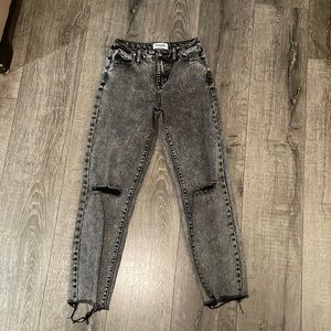 black acid wash tilly’s jeans size 23